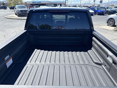 Certified 2025 Honda Ridgeline Black Edition image 6