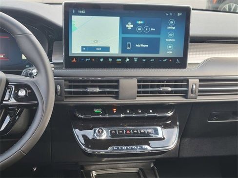 New 2026 Lincoln Corsair Premiere image 24