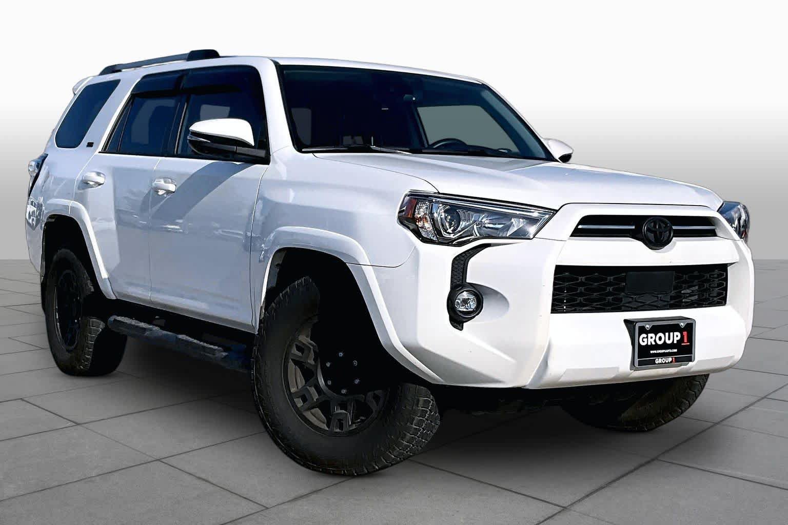 Used 2022 Toyota 4Runner SR5 Premium w/ Moonroof Package RWD image 3