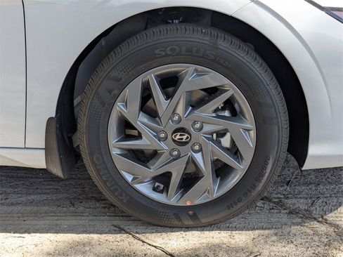 New 2025 Hyundai Elantra Blue image 11