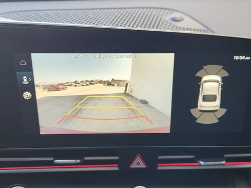 Used 2024 Hyundai Elantra Limited FWD image 5