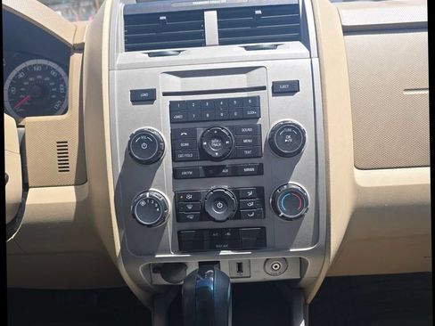 Used 2012 Ford Escape XLT FWD image 14