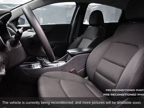 Used 2023 Chevrolet Malibu LT FWD image 13