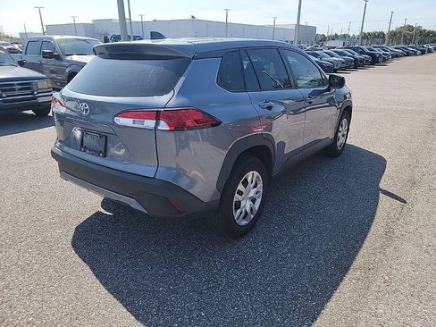 Used 2022 Toyota Corolla Cross L image 3