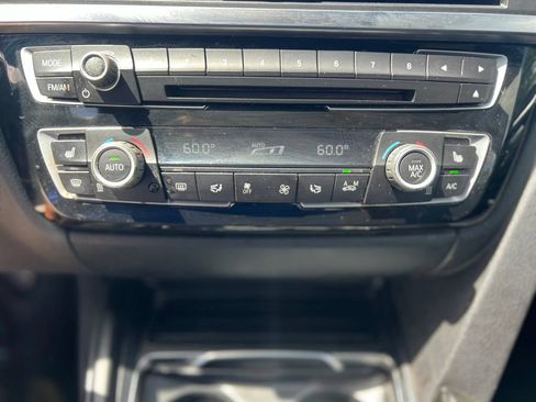 Used 2018 BMW 330e w/ Convenience Package RWD image 19