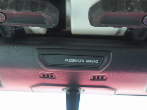 Used 2020 Jeep Wrangler Unlimited Sport S image 32