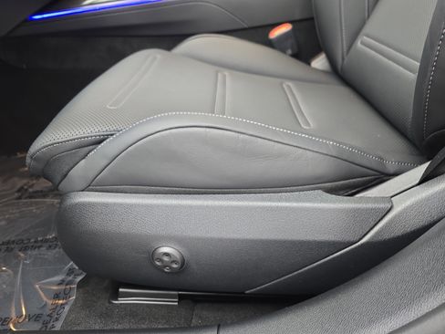 New 2026 Mercedes-Benz E 53 AMG e 4MATIC Sedan image 28