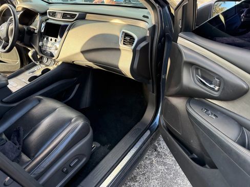 Used 2017 Nissan Murano SL image 10