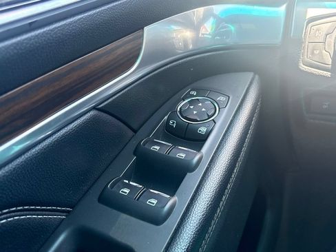 Used 2017 Ford Explorer Limited w/ Equipment Group 301A FWD image 27