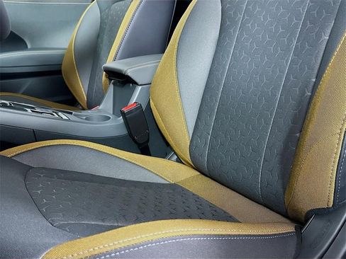 Used 2025 Subaru Crosstrek 2.5i Sport w/ Popular Package #4A image 9