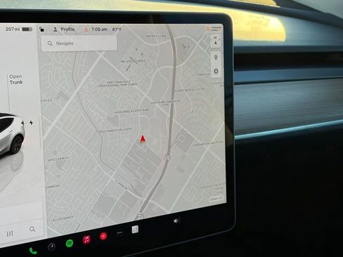 Used 2025 Tesla Model Y Long Range image 14