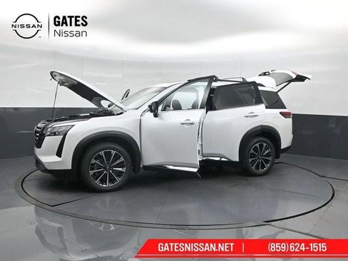 New 2026 Nissan Pathfinder Platinum image 60