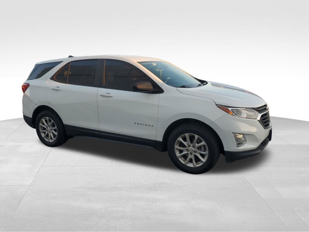 Used 2021 Chevrolet Equinox LS w/ LS Convenience Package AWD/4WD image 7