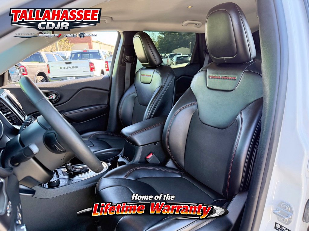 Used 2022 Jeep Cherokee Trailhawk w/ Comfort/Convenience Group AWD/4WD image 19