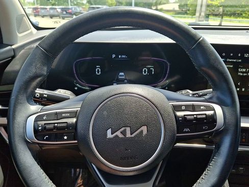 Used 2023 Kia Sportage EX FWD image 18