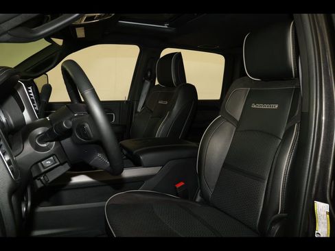 Used 2024 RAM 3500 Laramie w/ Night Edition image 26