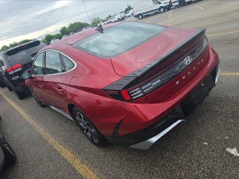 Used 2025 Hyundai Sonata SEL FWD image 4