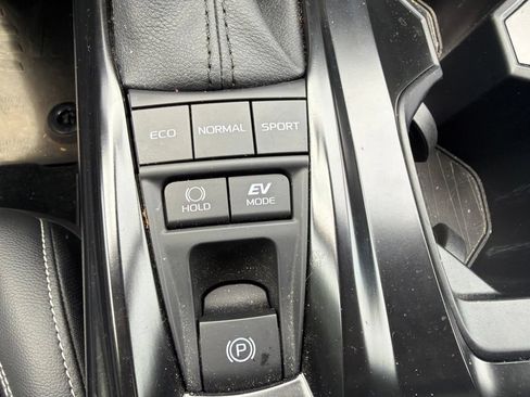 Used 2026 Toyota Camry SE w/ Multimedia Upgrade Package FWD image 13