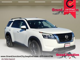 Used 2025 Nissan Pathfinder SV AWD/4WD video 1