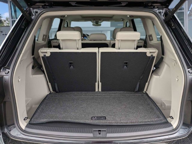 New 2026 Volkswagen Atlas SE FWD image 13