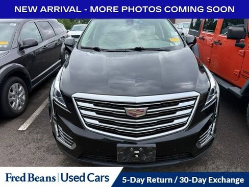 Used 2019 Cadillac XT5 Luxury FWD image 2