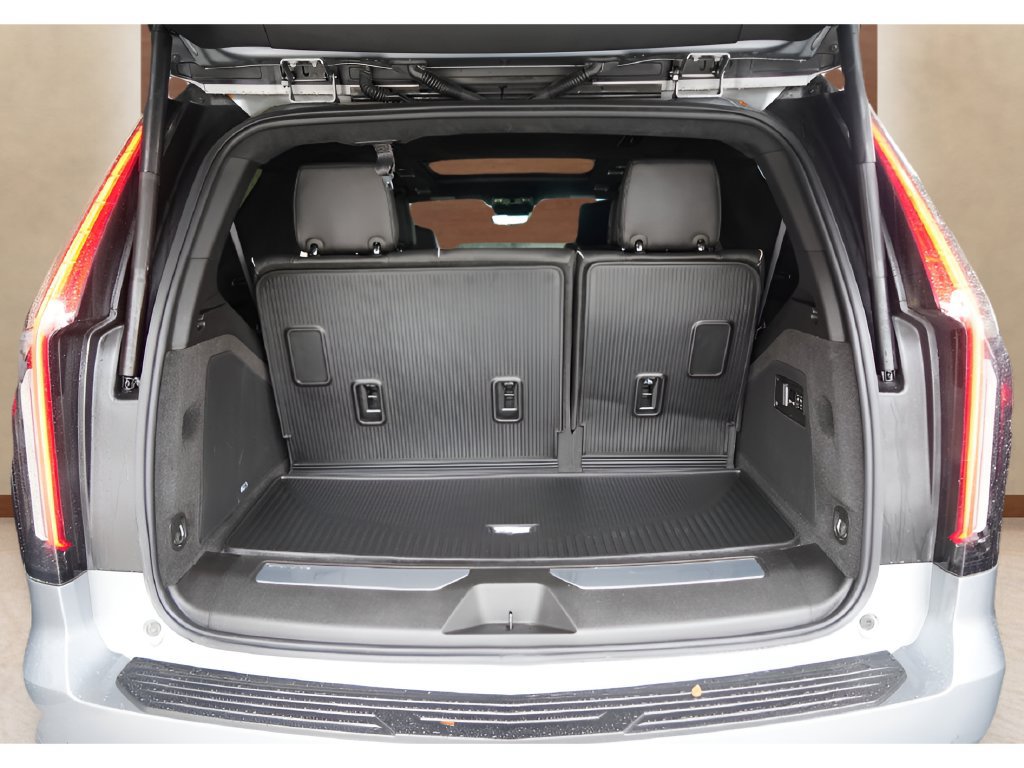 Used 2023 Cadillac Escalade V w/ LPO, Floor Liner Package AWD/4WD image 30