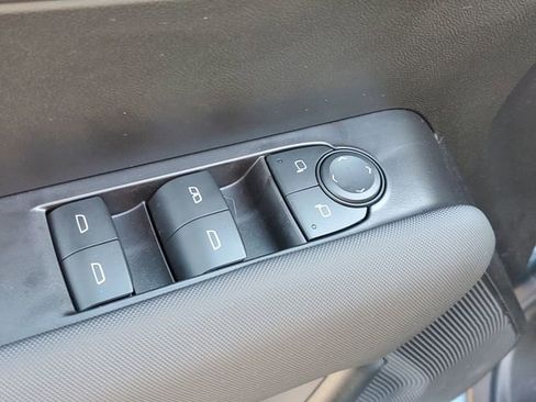 Used 2026 Chevrolet Colorado Z71 w/ Technology Package image 16