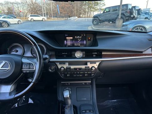 Used 2017 Lexus ES 350 image 15