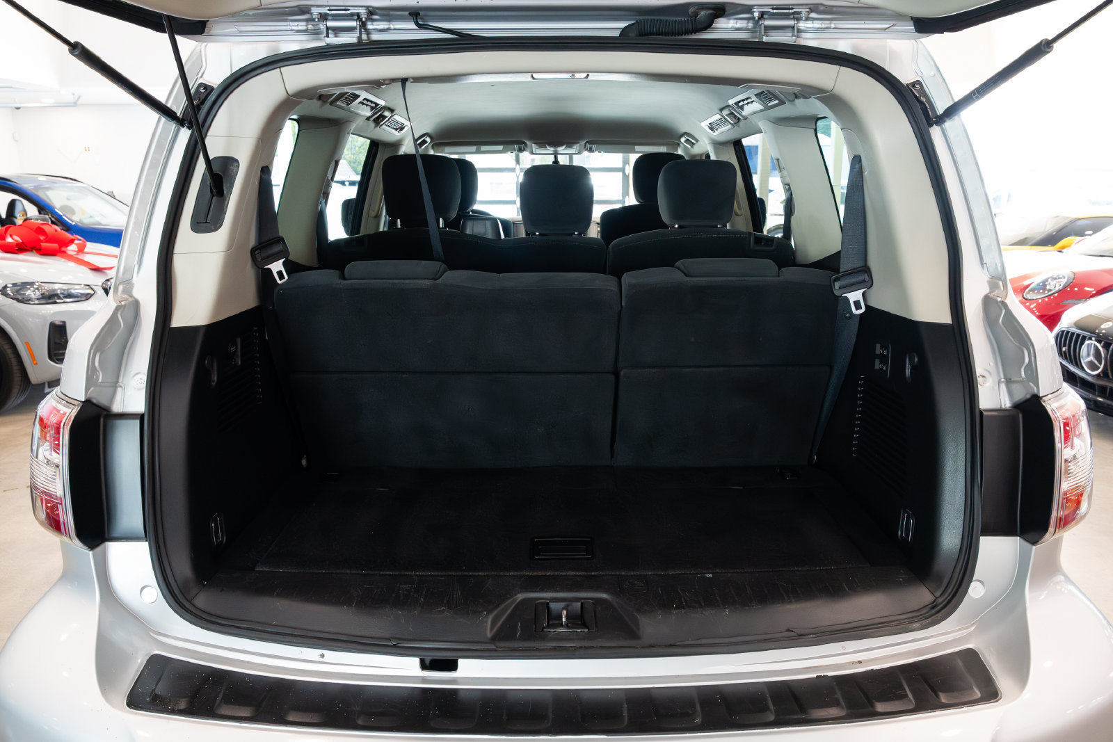 Used 2018 Nissan Armada SV w/ Driver Package RWD image 8