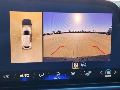 New 2026 Chevrolet Equinox EV LT image 14