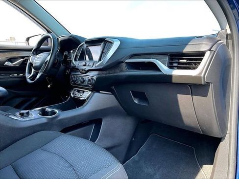 Used 2022 GMC Terrain SLE w/ Driver Convenience Package FWD image 14