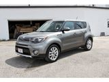 Used 2017 Kia Soul + image 3