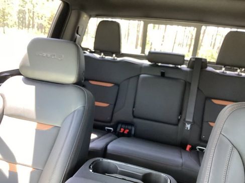 New 2026 GMC Sierra 1500 AT4 w/ Technology Package image 32