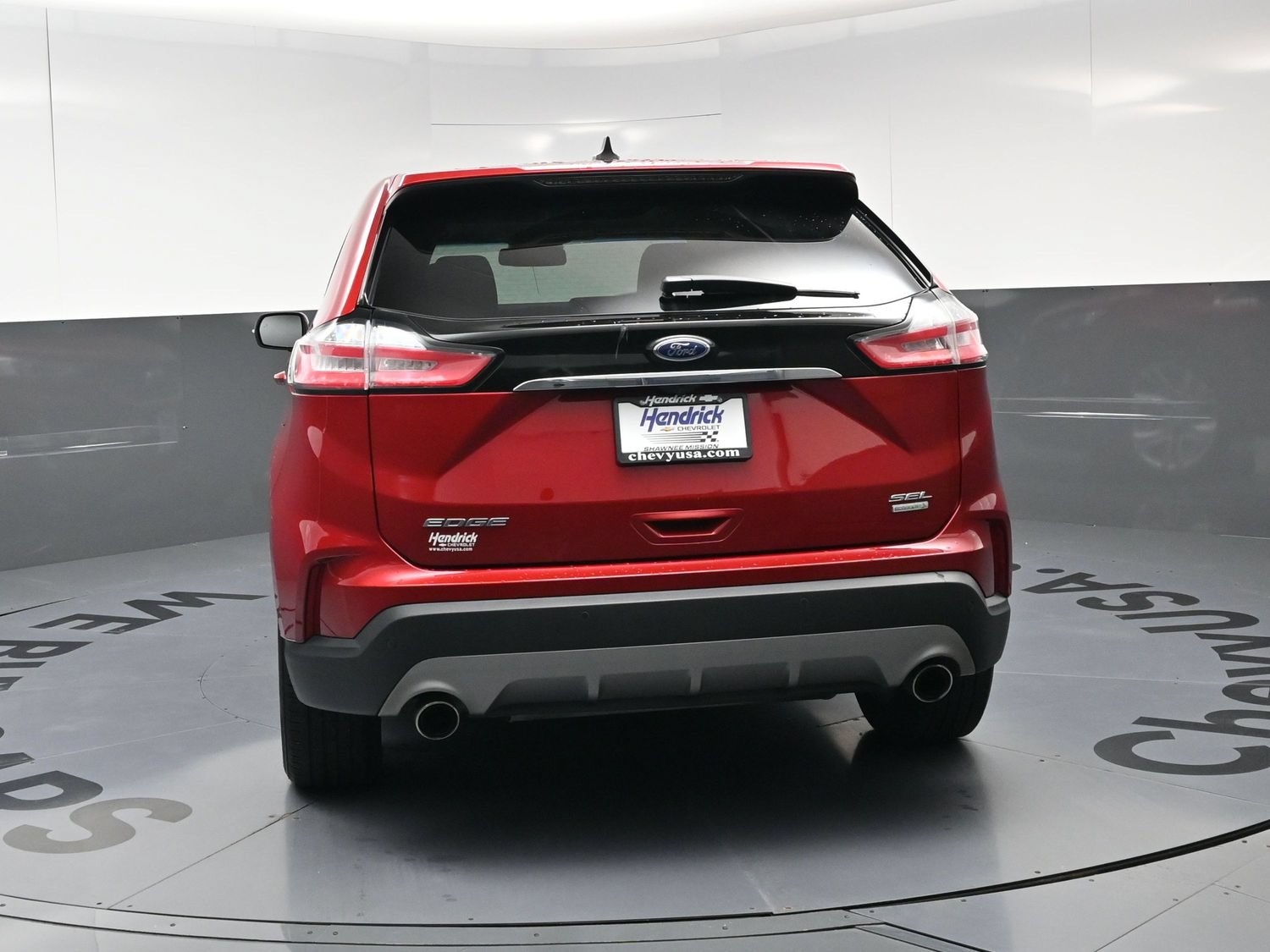 Used 2020 Ford Edge SEL w/ Convenience Package FWD image 8