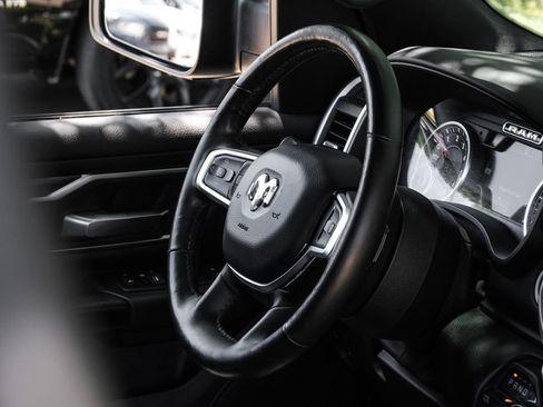 Used 2019 RAM 1500 Big Horn AWD/4WD image 24