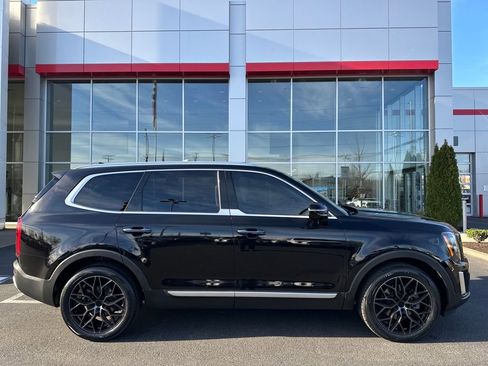 Used 2021 Kia Telluride SX image 2