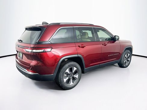 Used 2022 Jeep Grand Cherokee Limited 4xe image 9