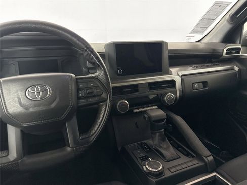 Certified 2025 Toyota Tacoma SR5 image 30