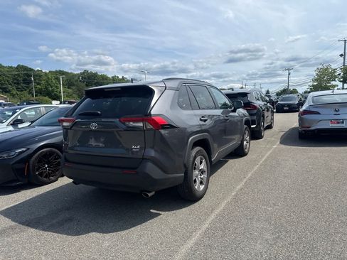 Used 2025 Toyota RAV4 XLE AWD/4WD image 6