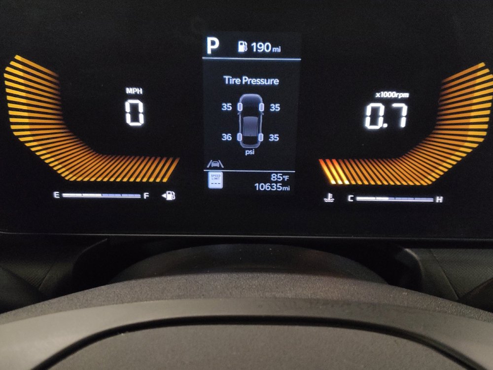 Used 2025 Kia K4 FWD image 23