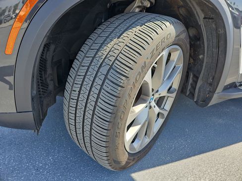 Certified 2022 BMW X5 sDrive40i w/ Premium Package image 33