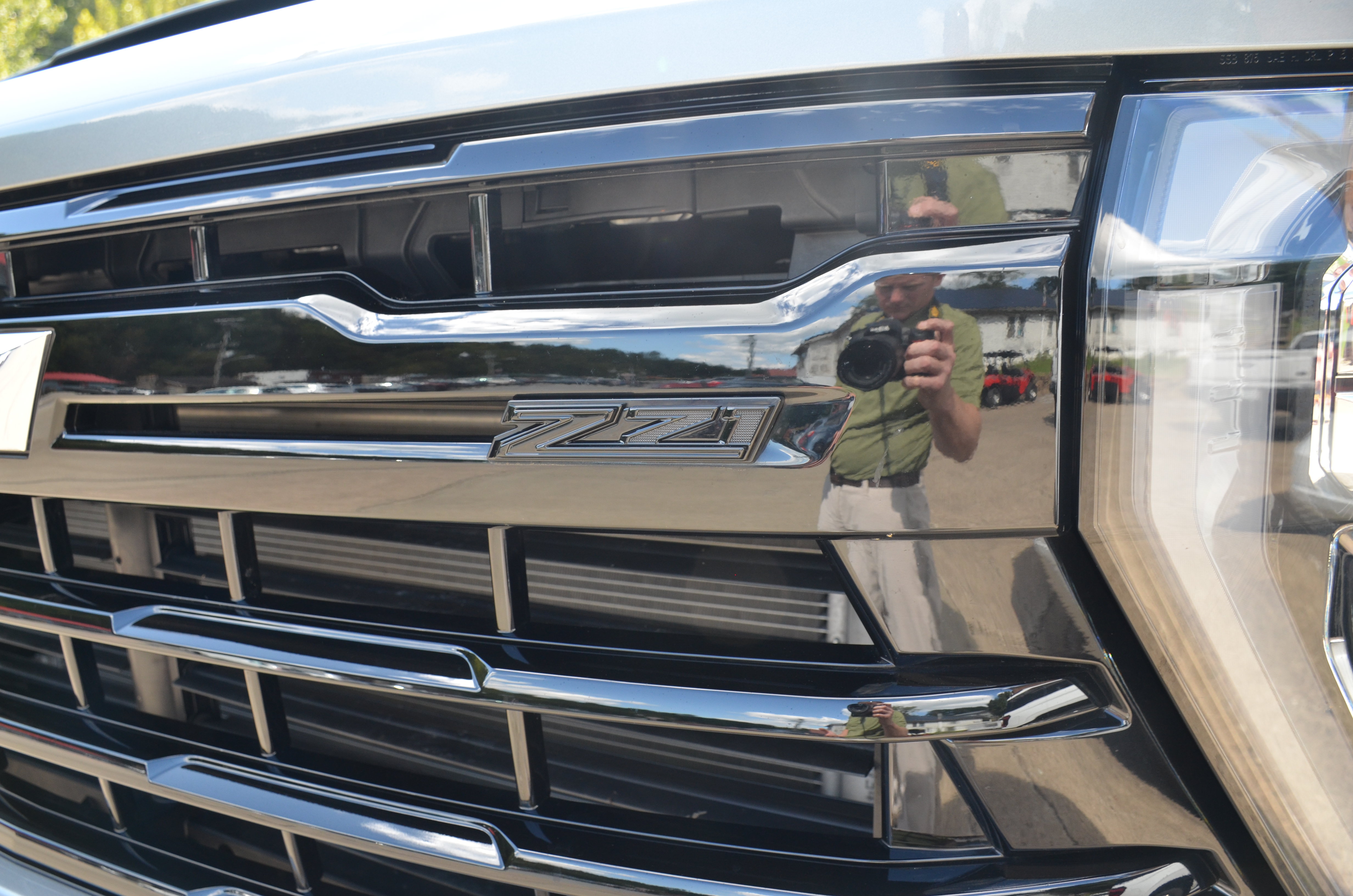Used 2025 Chevrolet Silverado 2500 LT w/ Trail Boss Package AWD/4WD image 12