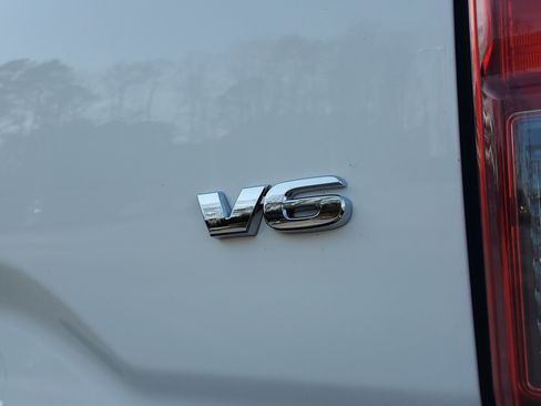 Used 2023 Toyota Tacoma SR5 image 7