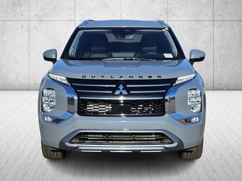 New 2026 Mitsubishi Outlander SEL image 2