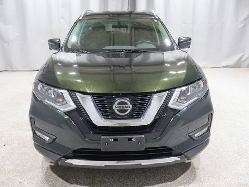 Used 2018 Nissan Rogue SV w/ Premium Package AWD/4WD image 9