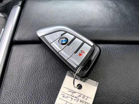 Used 2021 BMW X5 xDrive40i w/ Premium Package image 15