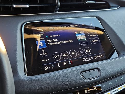 Used 2023 Cadillac XT4 Luxury w/ Cold Weather Package image 16