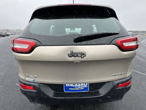 Used 2015 Jeep Cherokee Sport w/ Cold Weather Group image 31