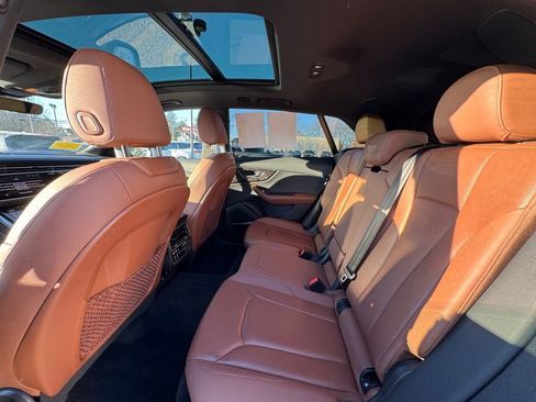 Used 2021 Audi Q8 Premium Plus image 15