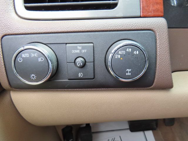 Used 2008 GMC Yukon SLT w/ SLT Preferred Equipment Group AWD/4WD image 27